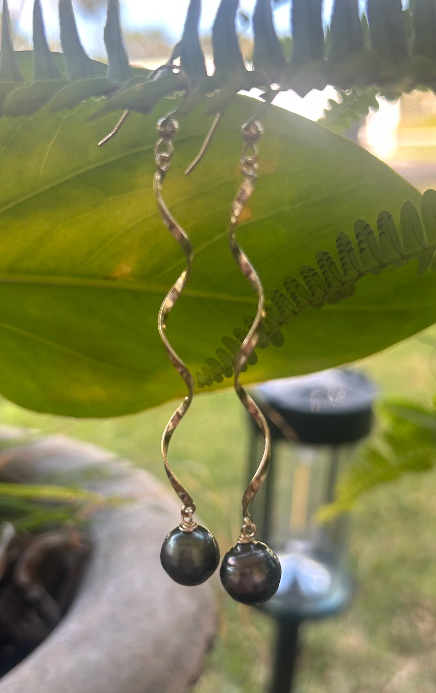 14K Tahitian Pearl Swirl Earrings