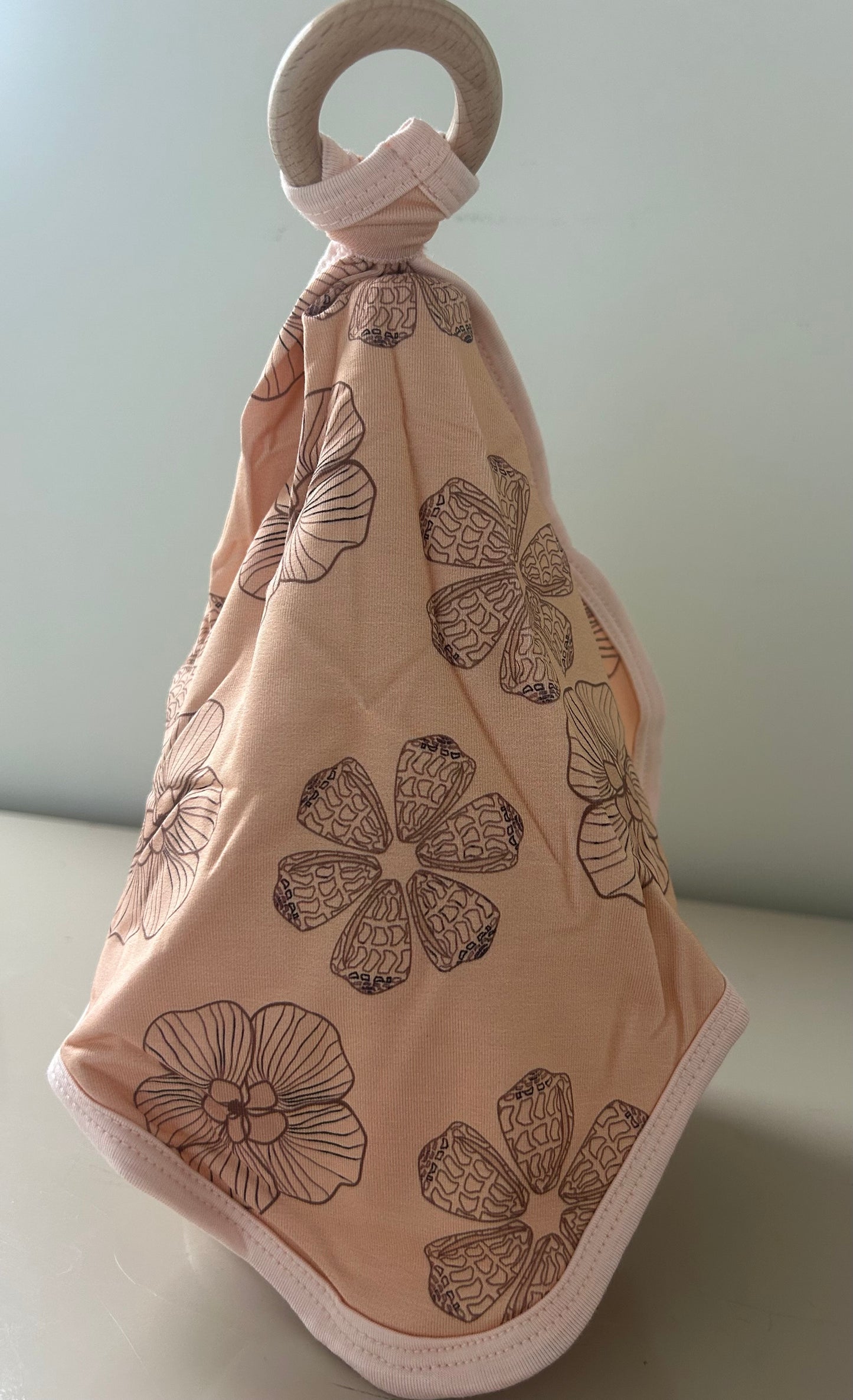 Teething burp cloth
